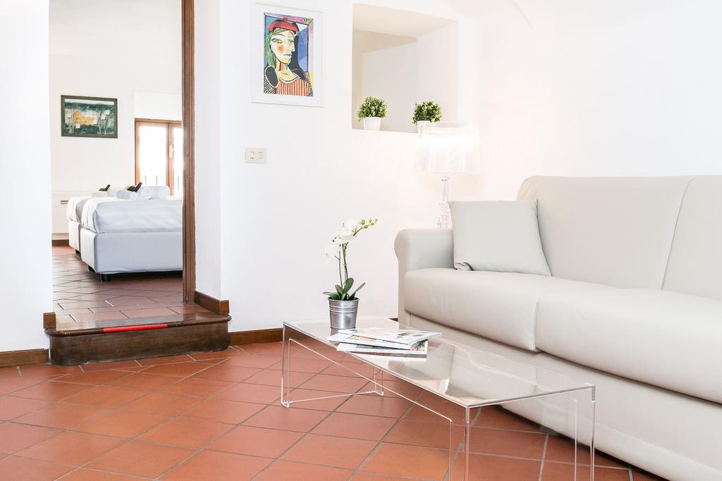 Fiorentini Charme - My Extra Home Rome Bagian luar foto